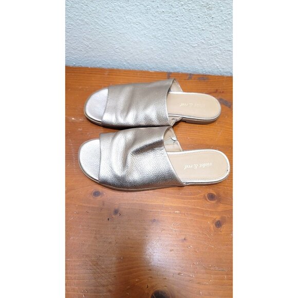 Violet & Red Womens Metallic Gold Leather Slides - Size 8 - Picture 3 of 7